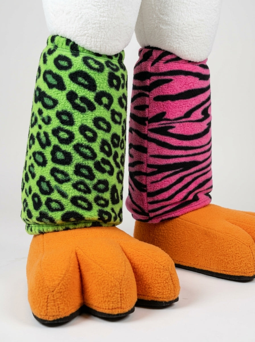 Glamrock Chica costume for adults, leg warmer detail