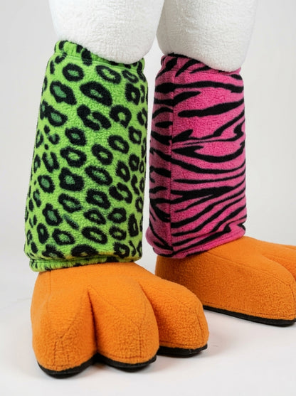 Glamrock Chica costume for adults, leg warmer detail