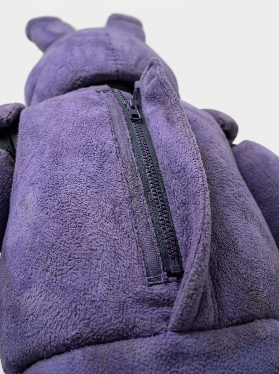 Bonnie costume for adults, zipper close-up